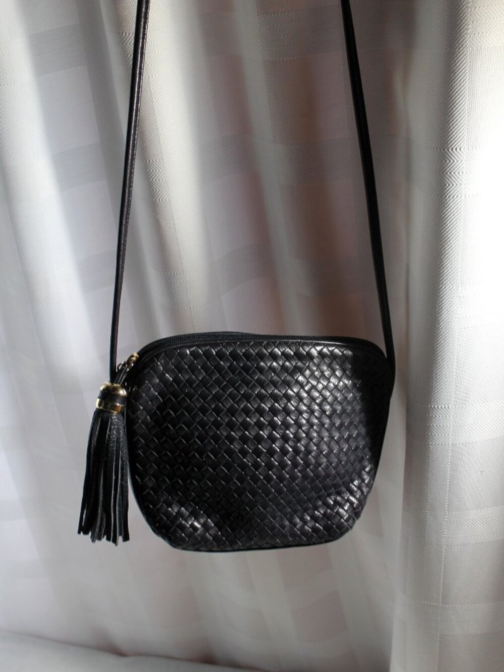 Vintage Jacqueline Ferrar Navy Blue Leather Crossbody Bag